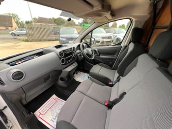 Used Peugeot Partner 2019 for sale - 79629734: Photo