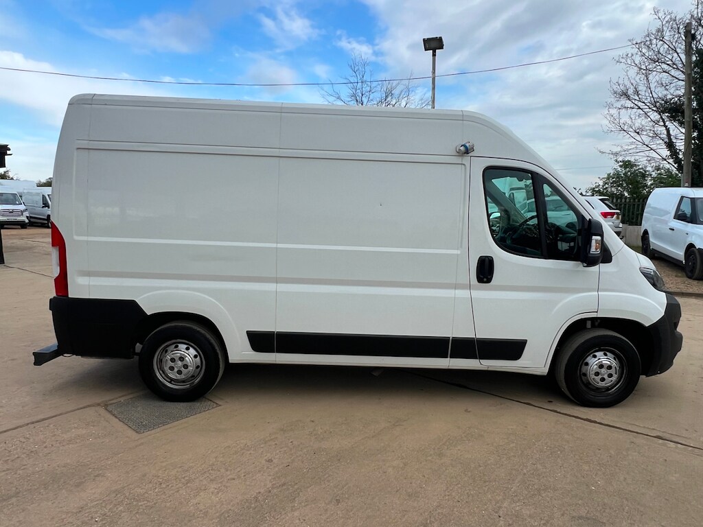 Vehicle 25