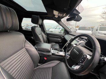 Used Land Rover Discovery 2018 for sale - 76948687: Photo