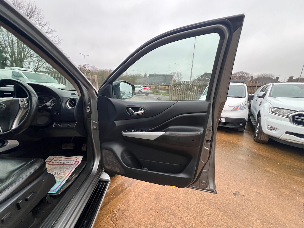 Used Nissan Navara 2019 for sale - 77036475: Photo 51