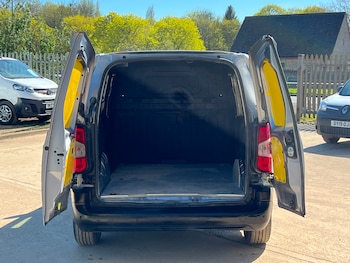 Used Vauxhall Combo 2020 for sale - 77951004: Photo