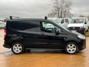 Used Ford Transit Courier 2018 for sale - 77082867: Photo