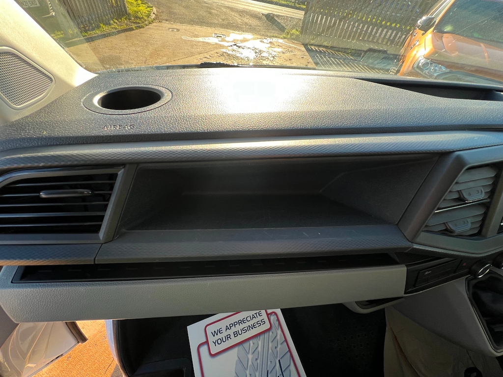 Used Volkswagen Transporter 2021 for sale - 76384702: Photo 36