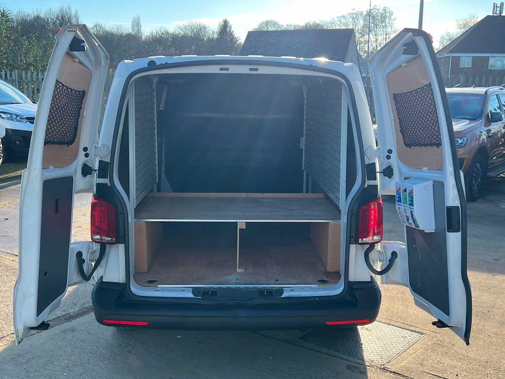 Used Volkswagen Transporter 2021 for sale - 76384702: Photo 48