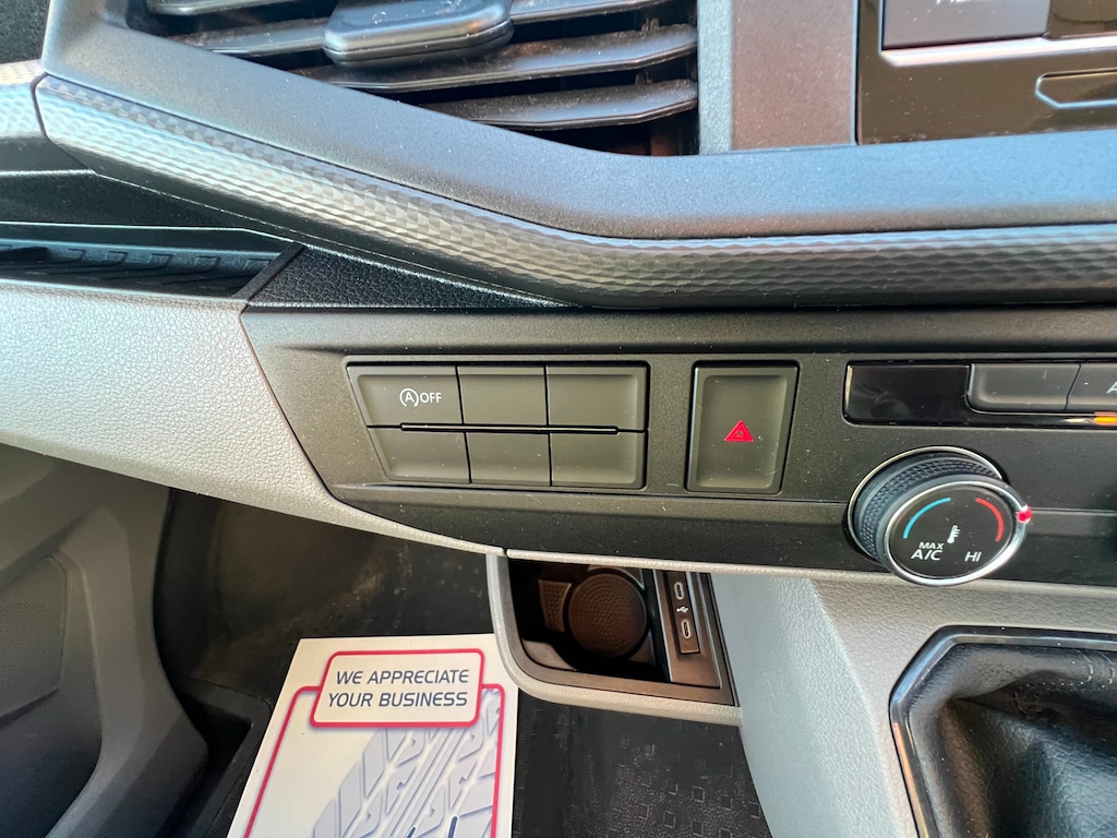 Used Volkswagen Transporter 2021 for sale - 76384702: Photo 61