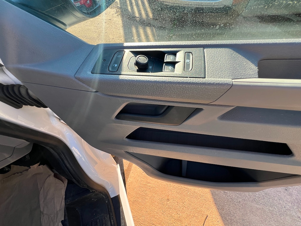 Used Volkswagen Transporter 2021 for sale - 76384702: Photo 64