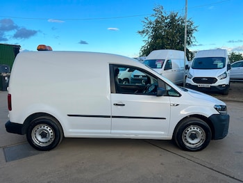 Used Volkswagen Caddy 2020 for sale - 75636944: Photo