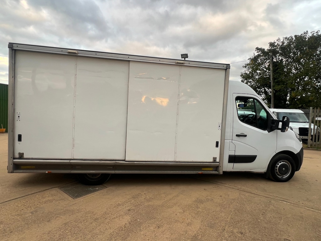 Vehicle 21