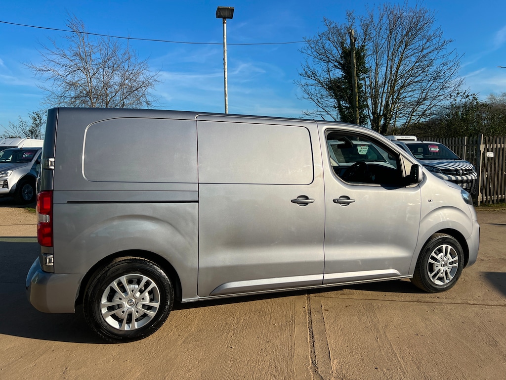Used Vauxhall Vivaro 2021 for sale - 77532417: Photo 20