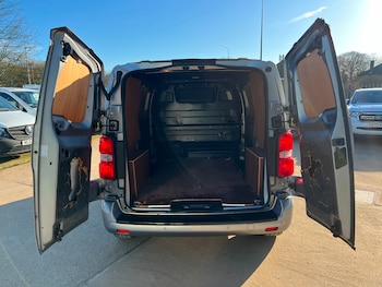 Used Vauxhall Vivaro 2021 for sale - 77532417: Photo