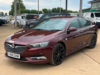 Vauxhall - Insignia