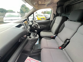 Used Peugeot Partner 2020 for sale - 75570916: Photo
