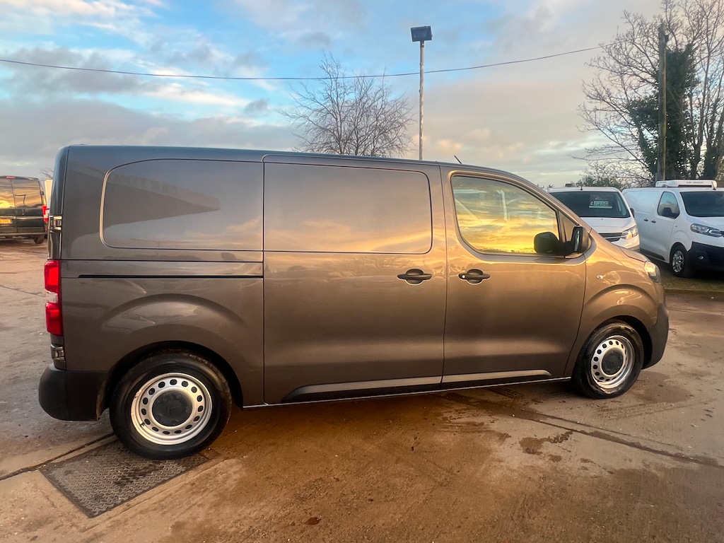 Used Citroen Dispatch 2018 for sale - 76738534: Photo 19