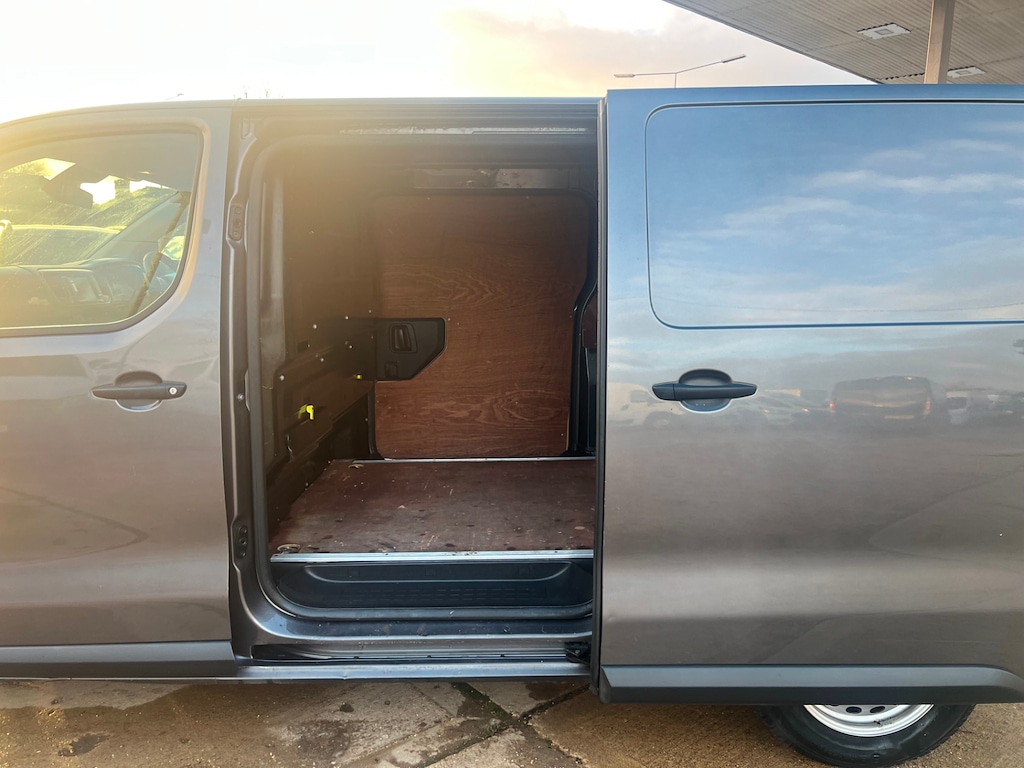 Used Citroen Dispatch 2018 for sale - 76738534: Photo 47