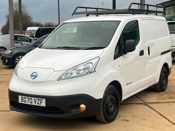 Nissan - e-NV200