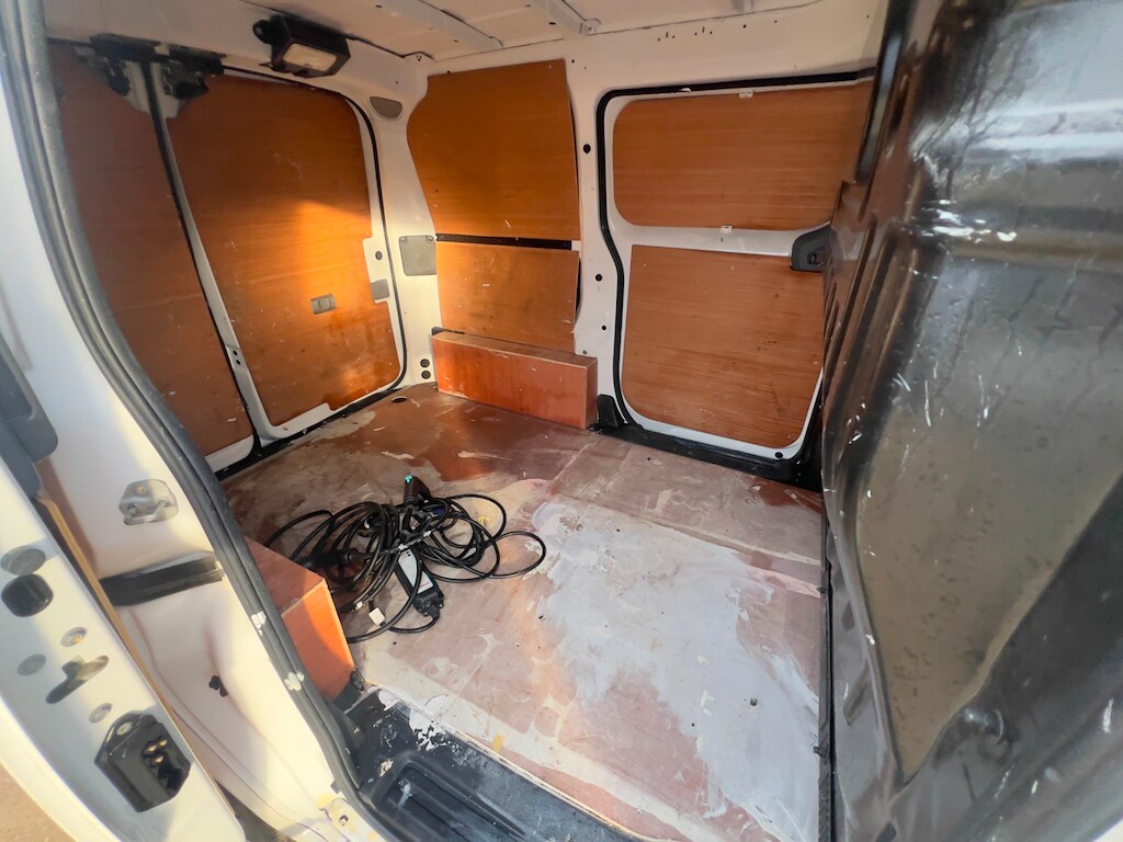 Used Nissan e-NV200 2020 for sale - 76615883: Photo 51