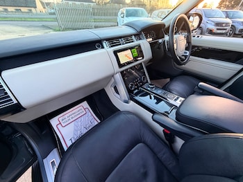 Used Land Rover Range Rover 2018 for sale - 77810499: Photo