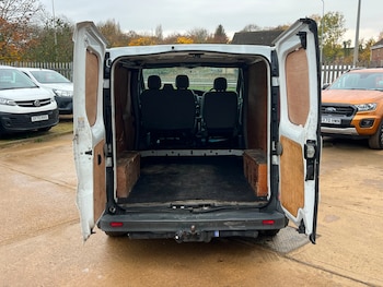 Used Vauxhall Vivaro 2010 for sale - 76452439: Photo