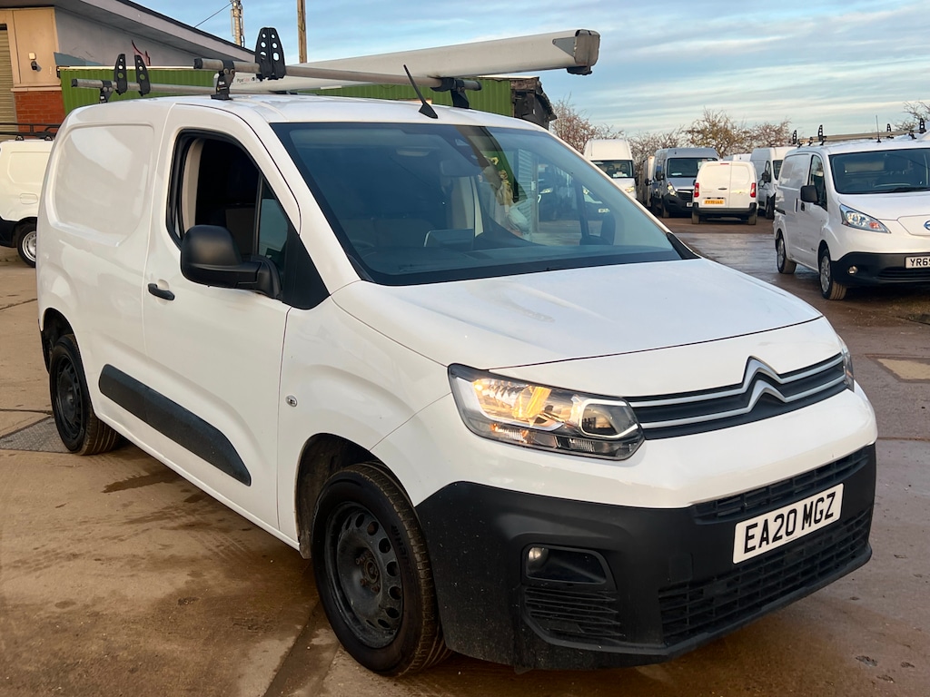 Used Citroen Berlingo 2020 for sale - 76696710: Photo 2