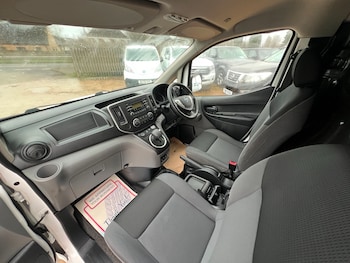 Used Nissan e-NV200 2016 for sale - 79390055: Photo