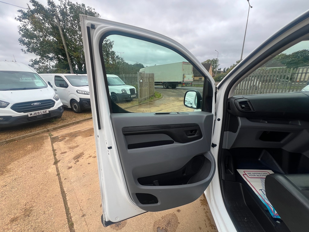 Used Vauxhall Vivaro 2021 for sale - 77592507: Photo 41