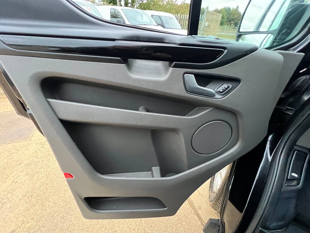 Used Ford Transit Custom 2020 for sale - 76067237: Photo 54