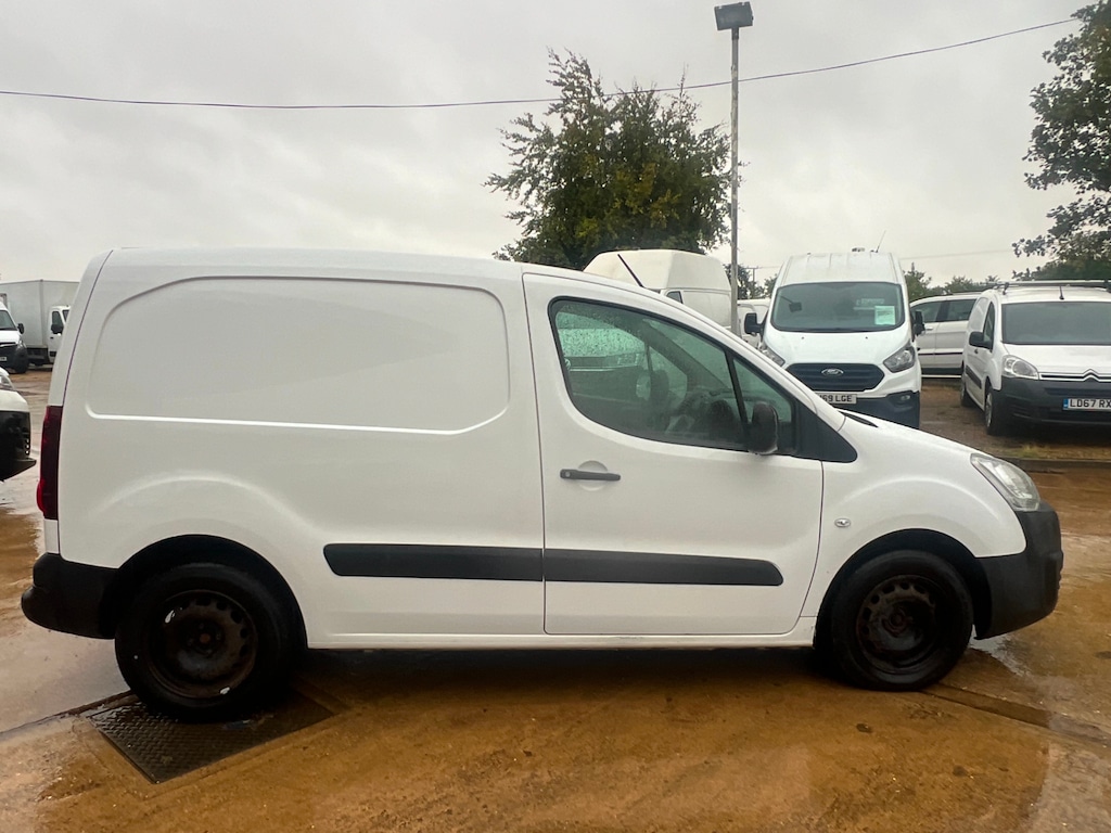 Used Peugeot Partner 2017 for sale - 75745746: Photo 20