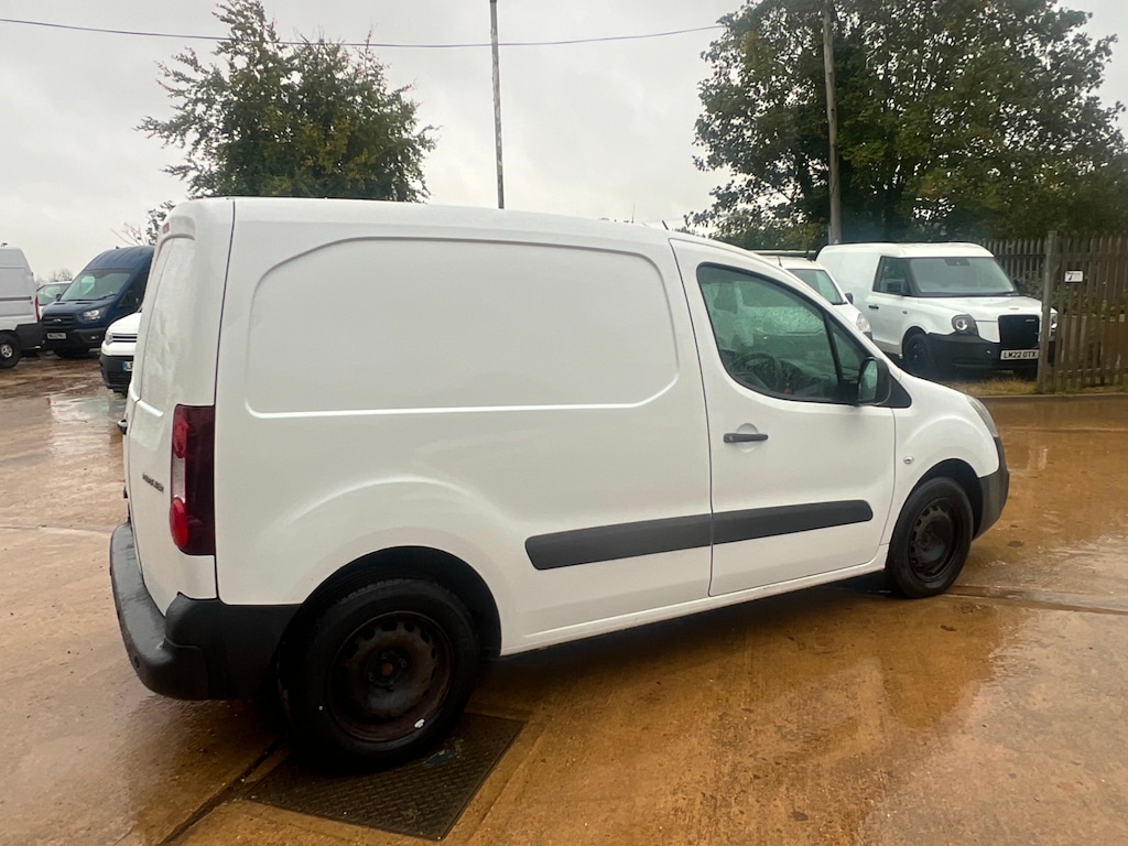 Used Peugeot Partner 2017 for sale - 75745746: Photo 23