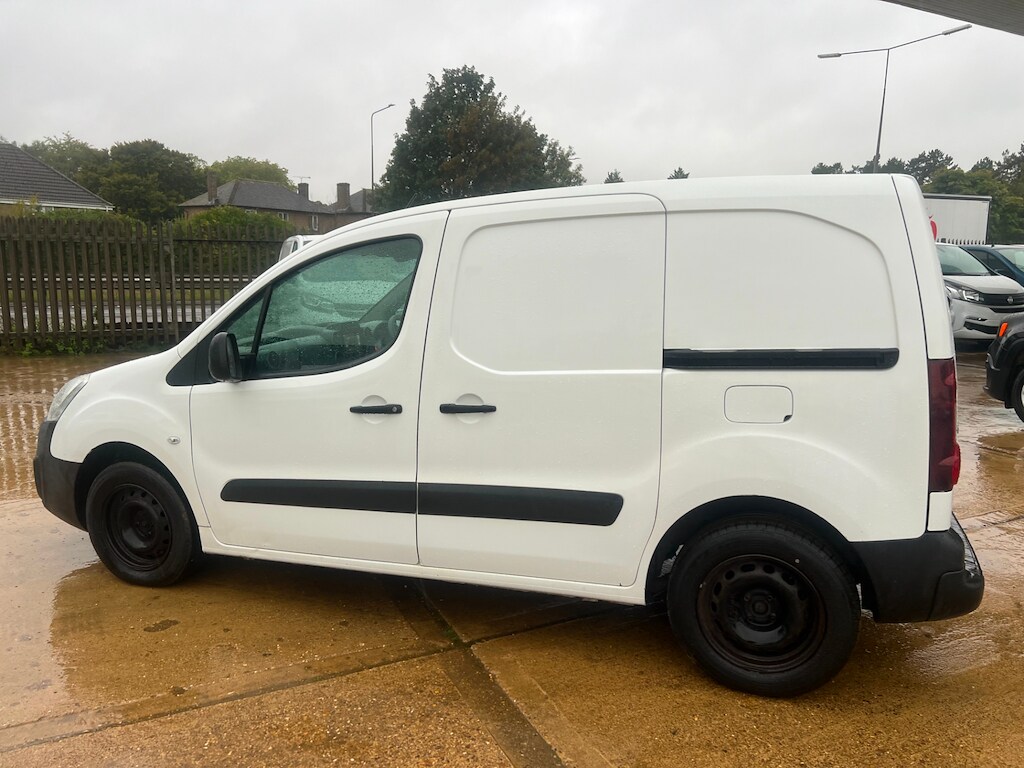 Used Peugeot Partner 2017 for sale - 75745746: Photo 33