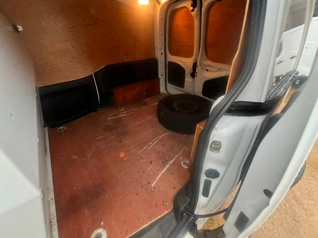 Used Peugeot Partner 2017 for sale - 75745746: Photo 45