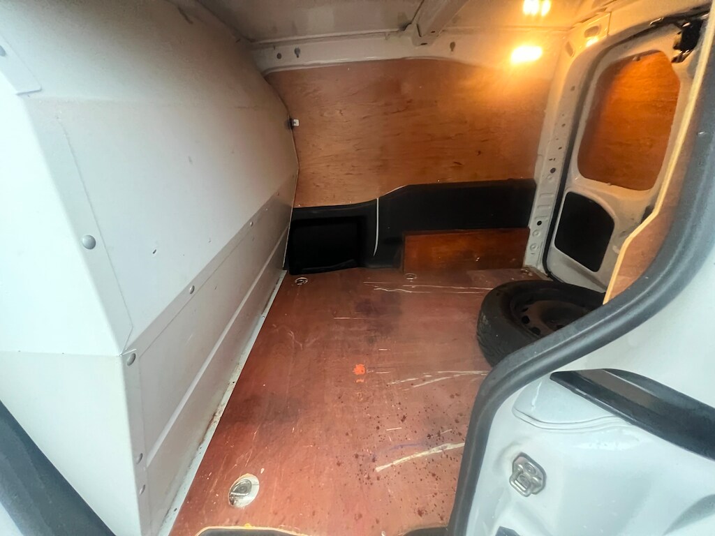 Used Peugeot Partner 2017 for sale - 75745746: Photo 46