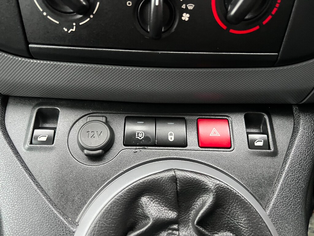 Used Peugeot Partner 2017 for sale - 75745746: Photo 66