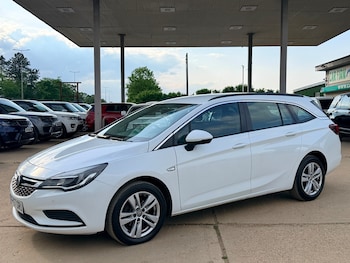 Used Vauxhall Astra 2018 for sale - 78393012: Photo