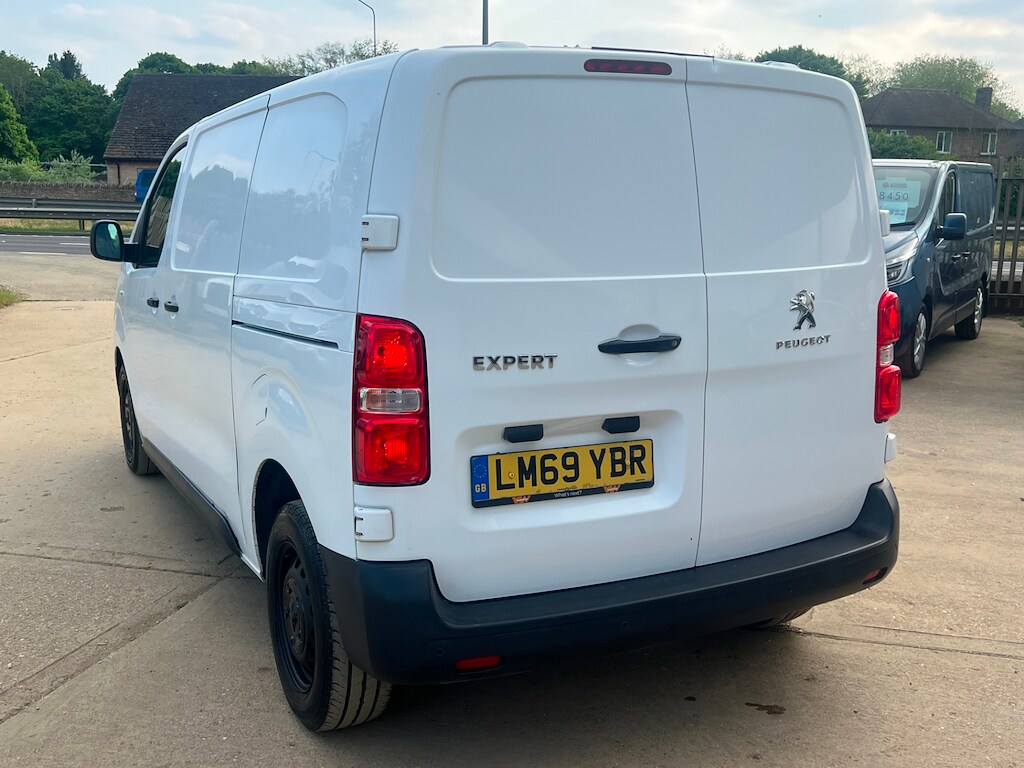 Vehicle 29