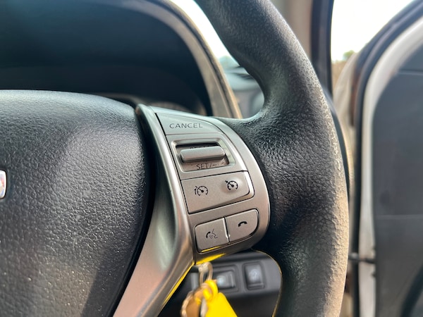Used Nissan Navara 2016 for sale - 75629855: Photo 57