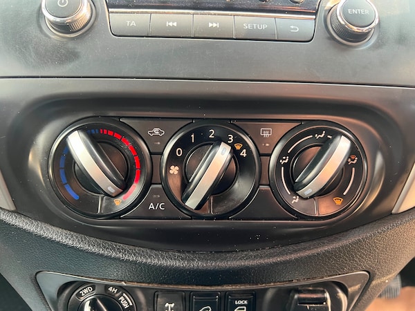 Used Nissan Navara 2016 for sale - 75629855: Photo 61
