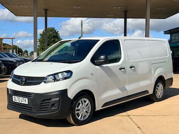 Vauxhall Vivaro feature image