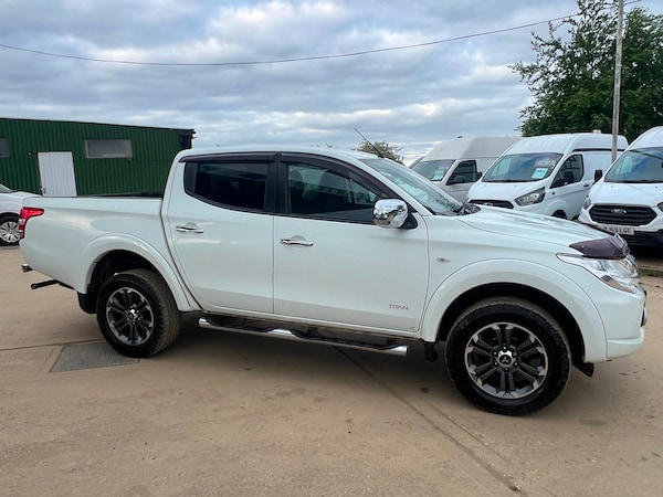 Used Mitsubishi Other 2016 for sale - 75571473: Photo 18
