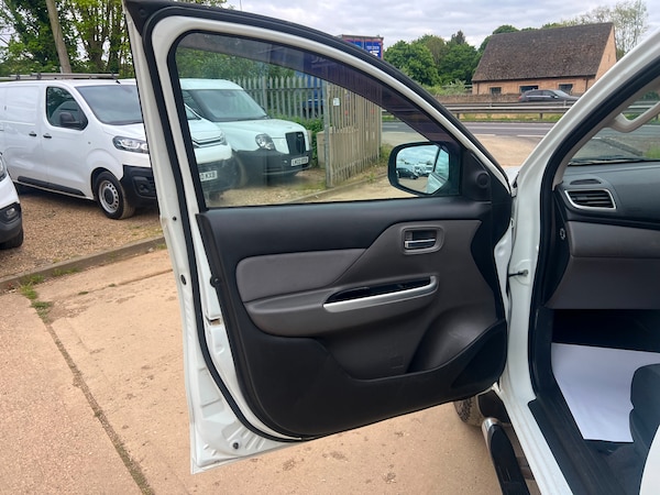 Used Mitsubishi Other 2016 for sale - 75571473: Photo 47