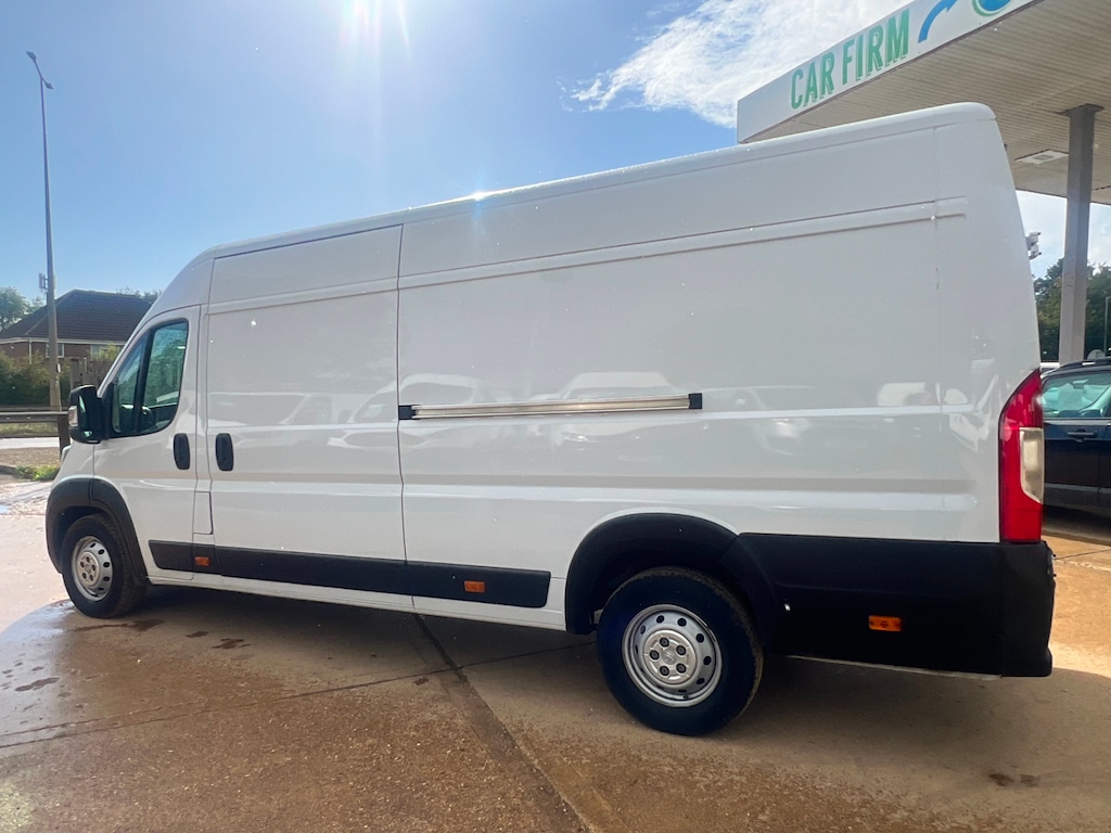Vehicle 33