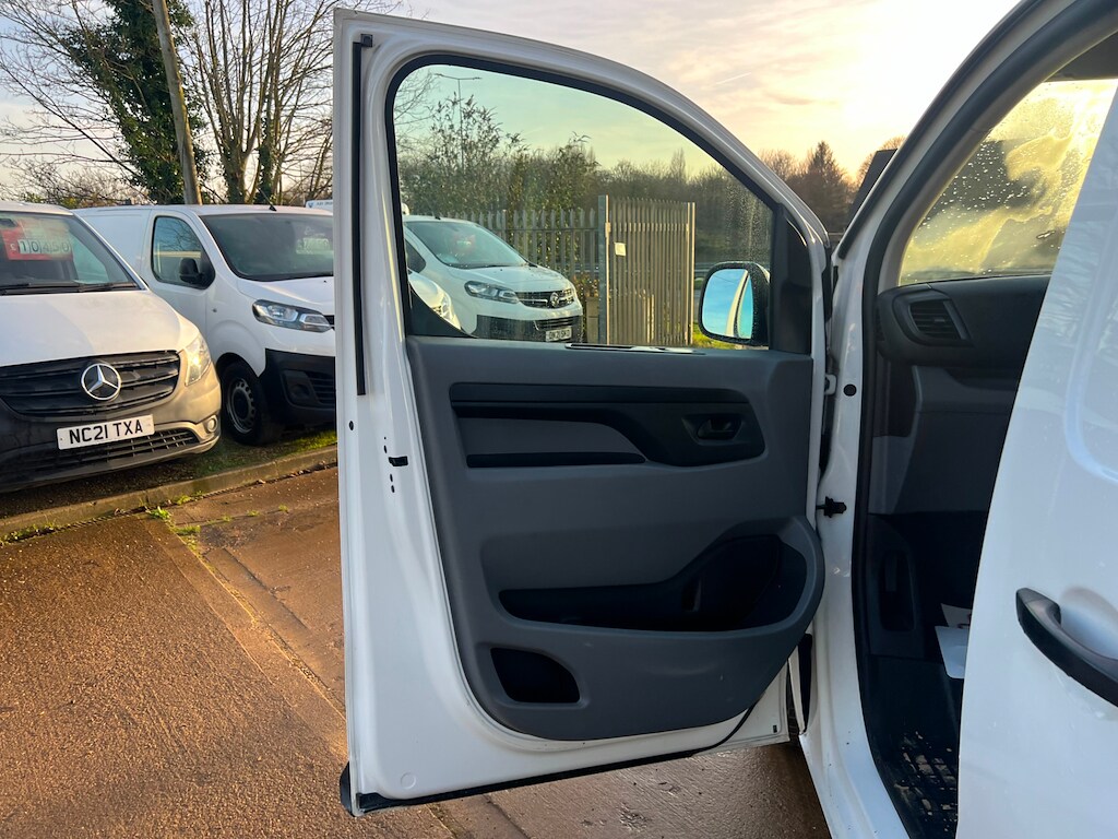 Used Vauxhall Vivaro 2021 for sale - 76738565: Photo 39