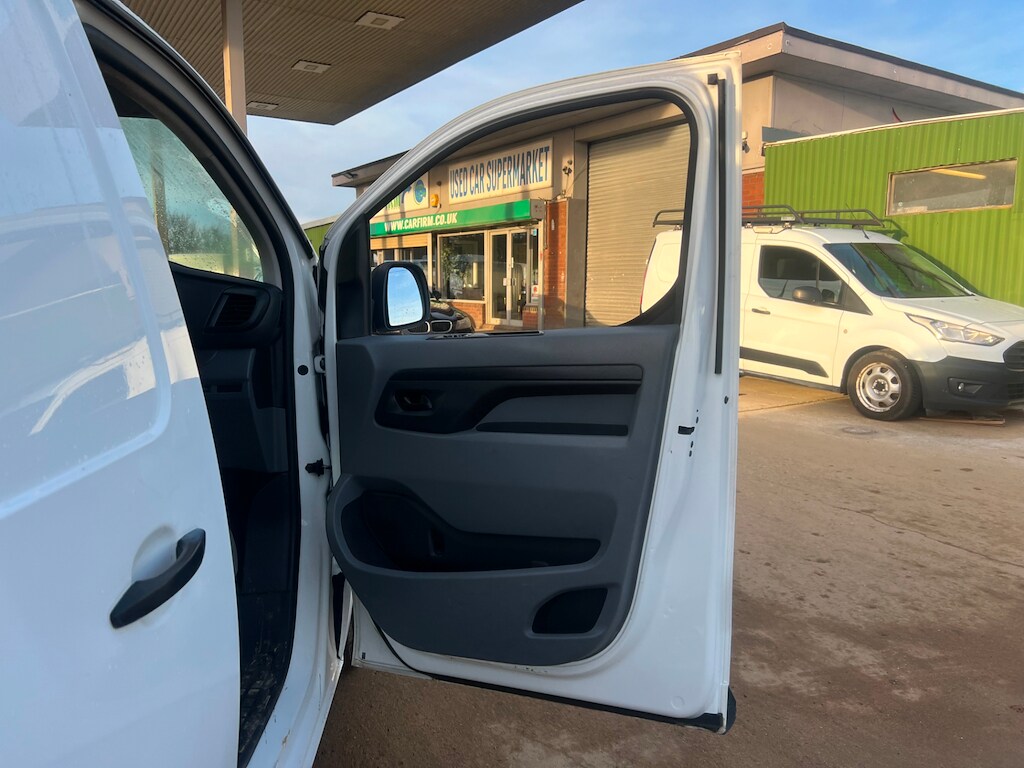 Used Vauxhall Vivaro 2021 for sale - 76738565: Photo 54