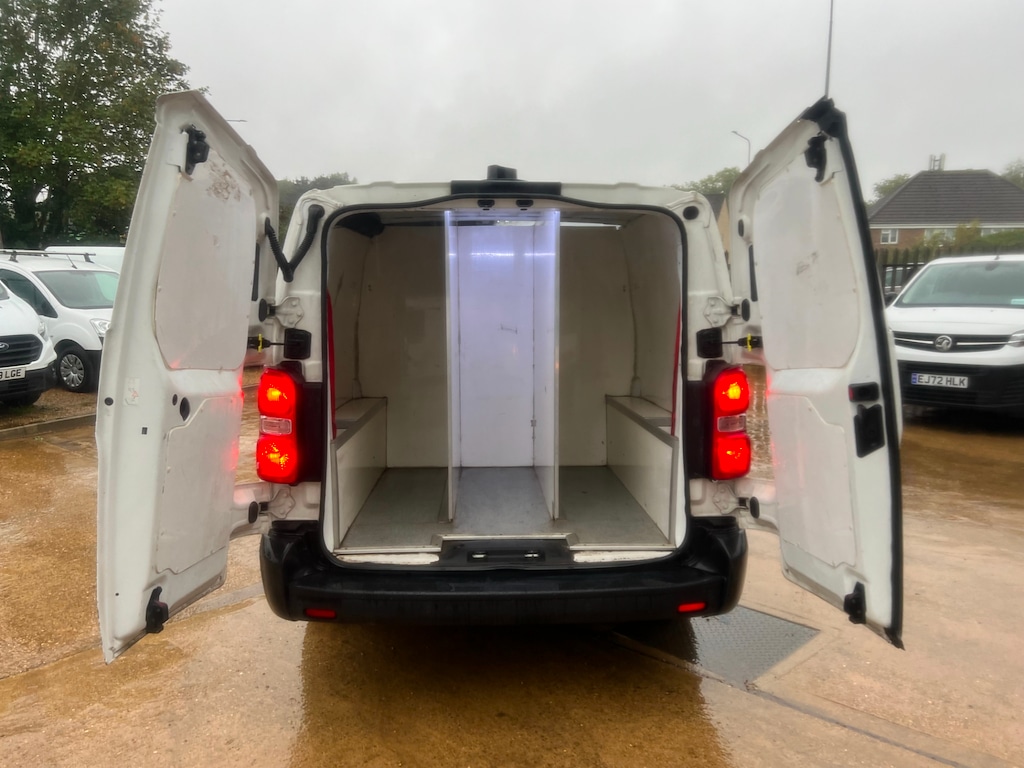 Used Vauxhall Vivaro 2020 for sale - 75726716: Photo 4