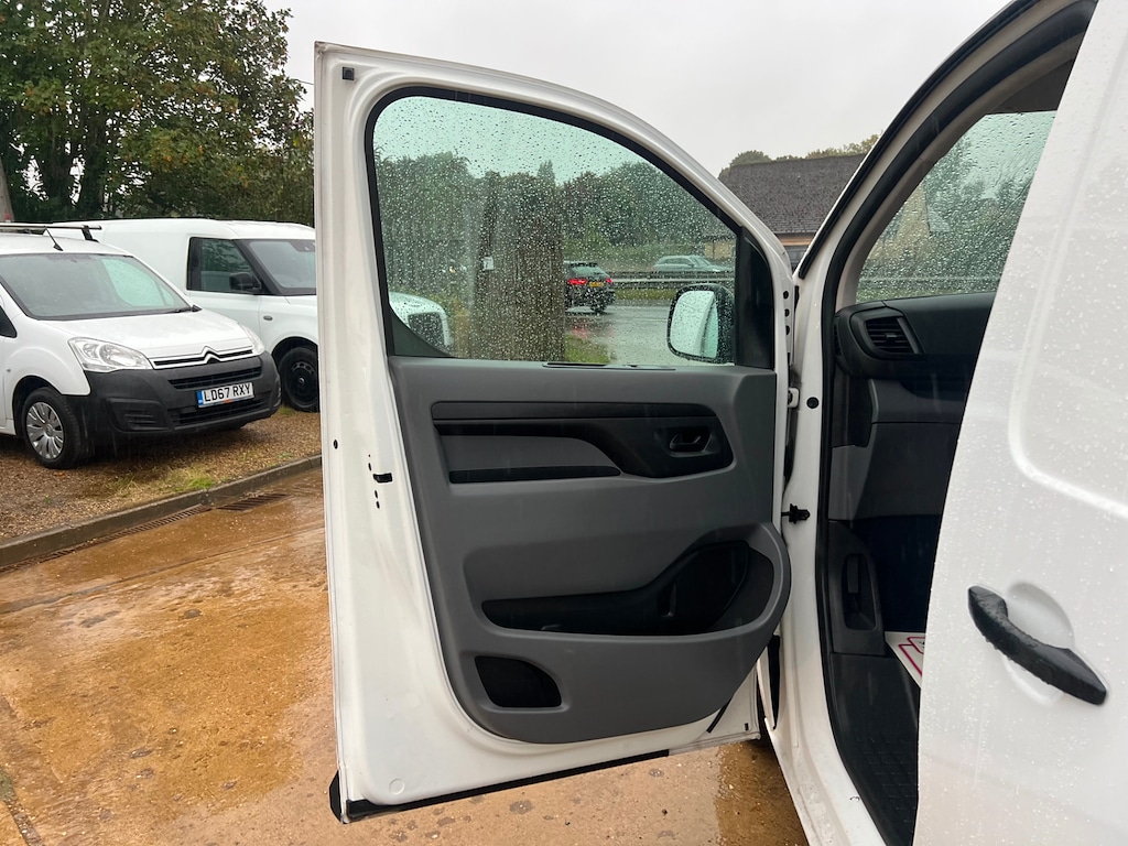 Used Vauxhall Vivaro 2020 for sale - 75726716: Photo 44