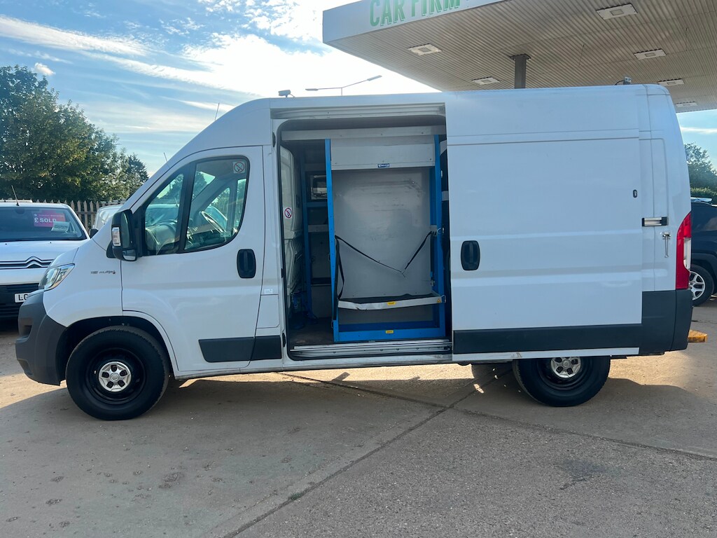 Vehicle 44