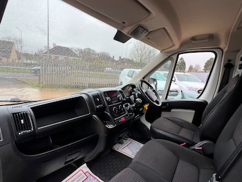 Used Peugeot Boxer 2018 for sale - 77691203: Photo