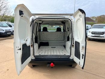 Used Peugeot Bipper 2013 for sale - 78166044: Photo