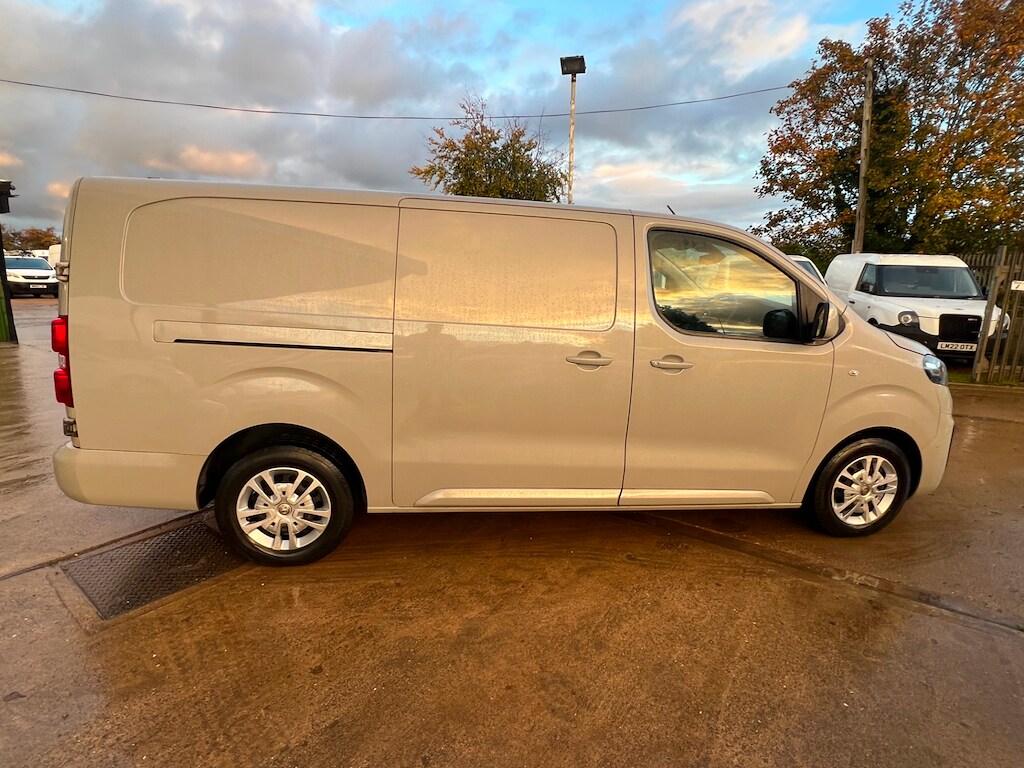 Used Vauxhall Vivaro 2020 for sale - 76290115: Photo 15