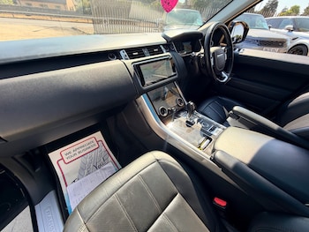Used Land Rover Range Rover Sport 2019 for sale - 79401995: Photo