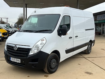Vauxhall - Movano